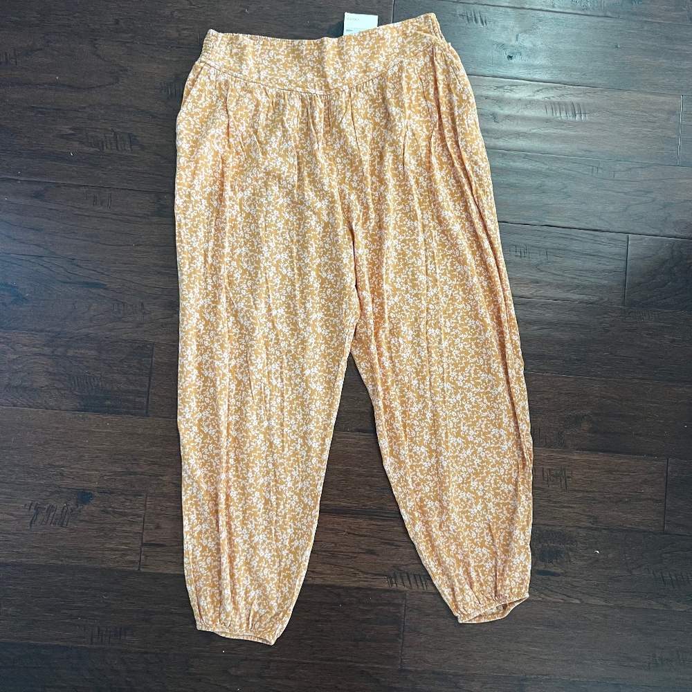 SO | NWT Floral Smocked High Rise Jogger Pants Mustard Yellow Color, Juniors XL